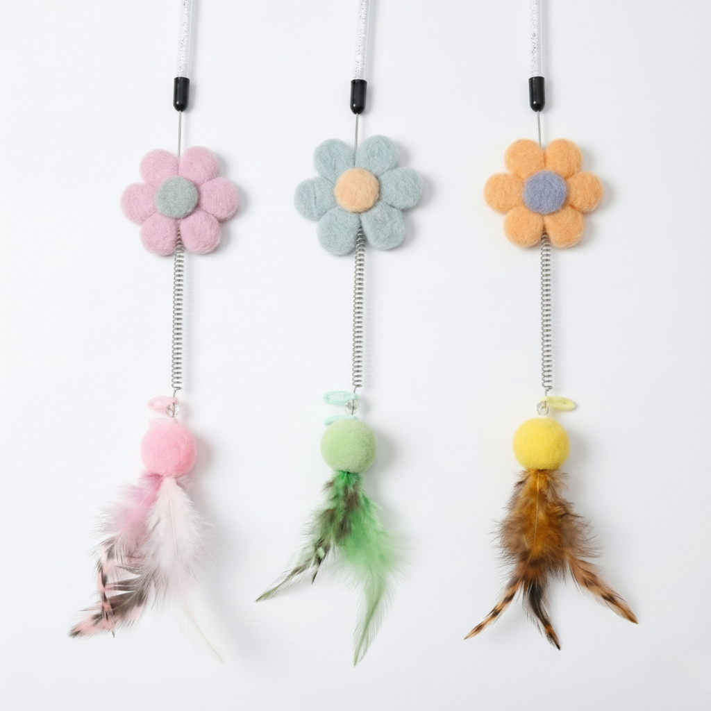 Blumen-Katzenangel mit Federn und integrierter Glocke – leicht, interaktiv & bindungsfördernd